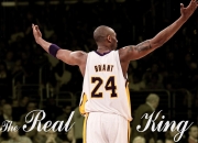 开云体育官网-萨拉赫的星光与新西兰的海啸，足球世界里，英雄的诞生与草根的史诗