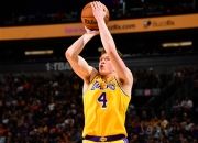 开云体育中国-包含湖人力克太阳，提前进军西部决赛的词条