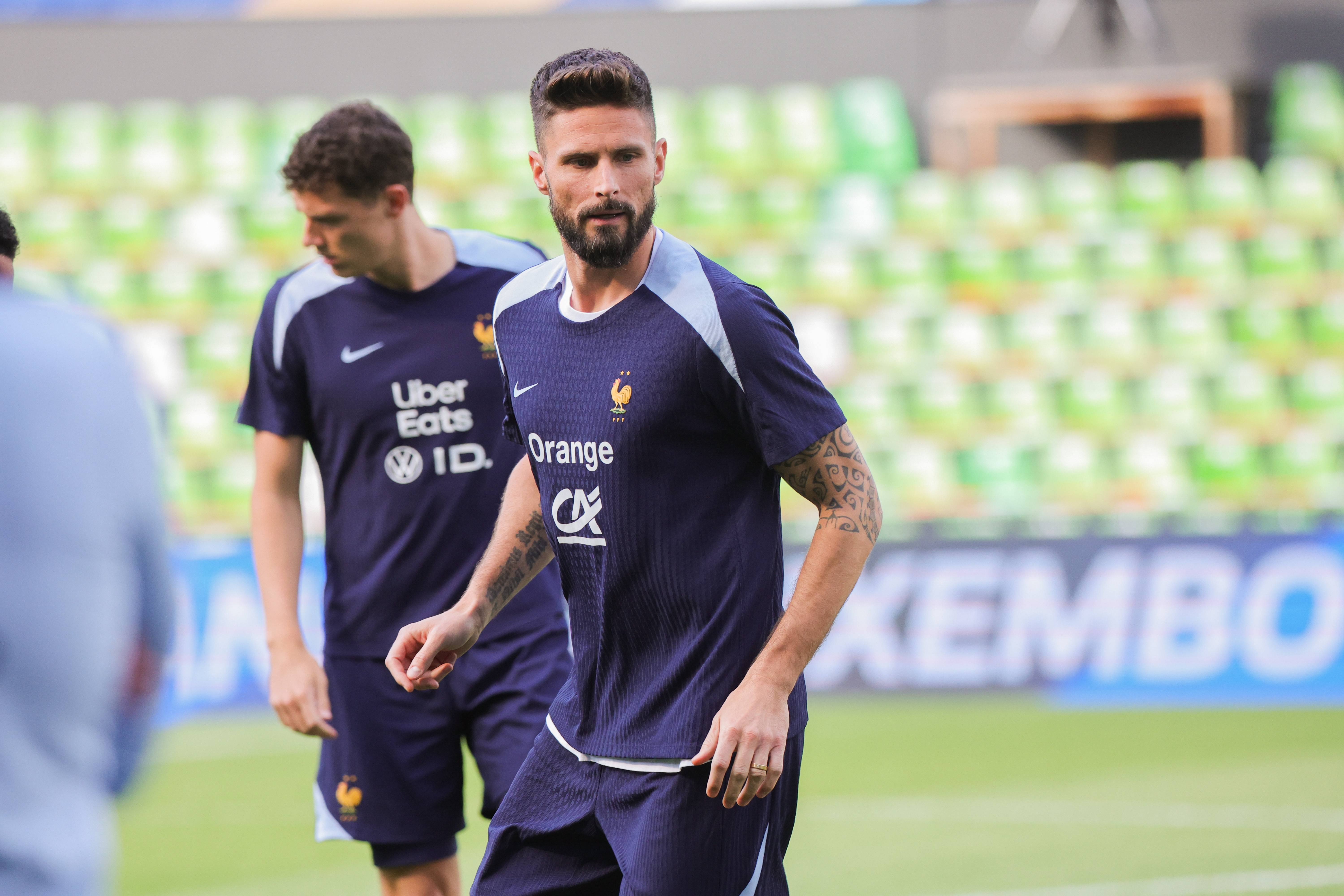 足球盛事即将来临,球员们备战良好 足球盛事即将来临,球员们备战良好