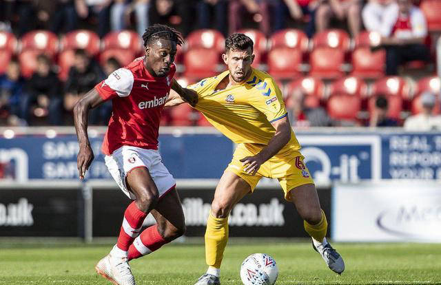 斯图加特球员集体训练,备战杯赛的简单介绍 斯图加特球员集体训练,备战杯赛的简单介绍