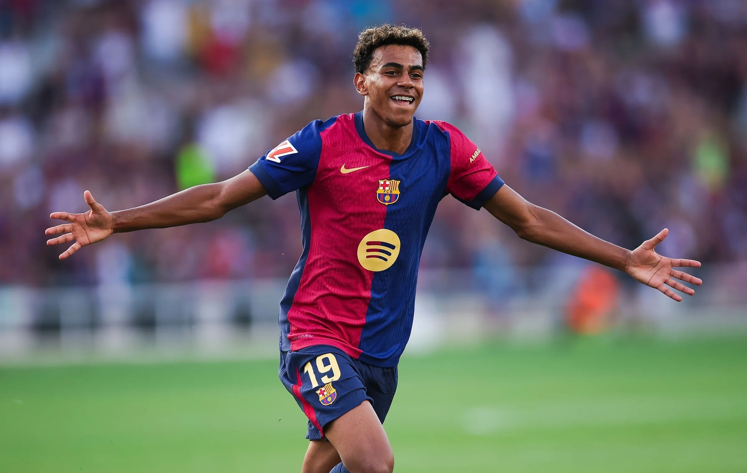 关于巴斯蒂亚成绩出色，球队备受瞩目期待更好表现的信息