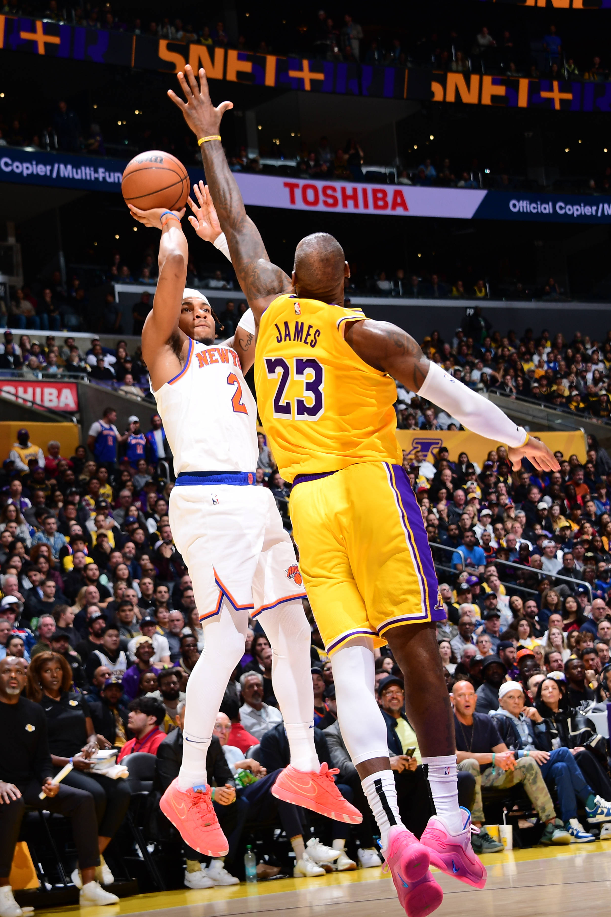 包含尼克斯惨败湖人,新援罗齐尔仍需磨合的词条 包含尼克斯惨败湖人,新援罗齐尔仍需磨合的词条