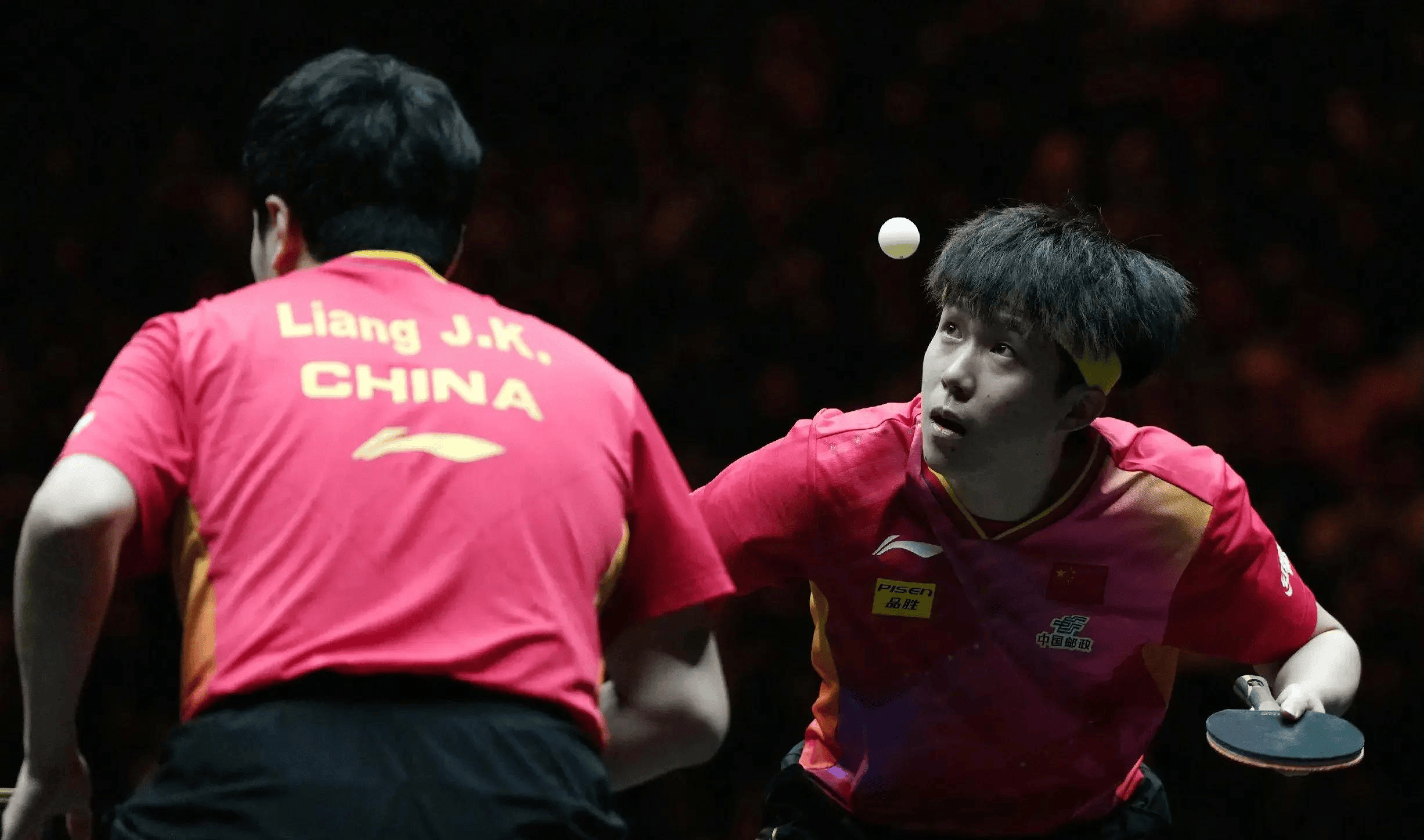 包含亚洲王者再现意外夺冠晋级八强的词条