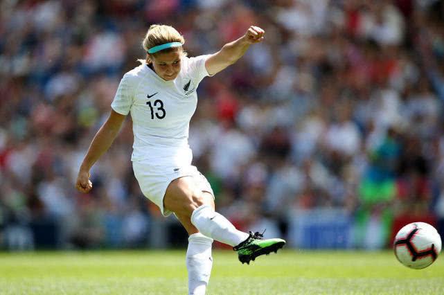 新西兰女队主帅荣幸受邀指导英格兰球队