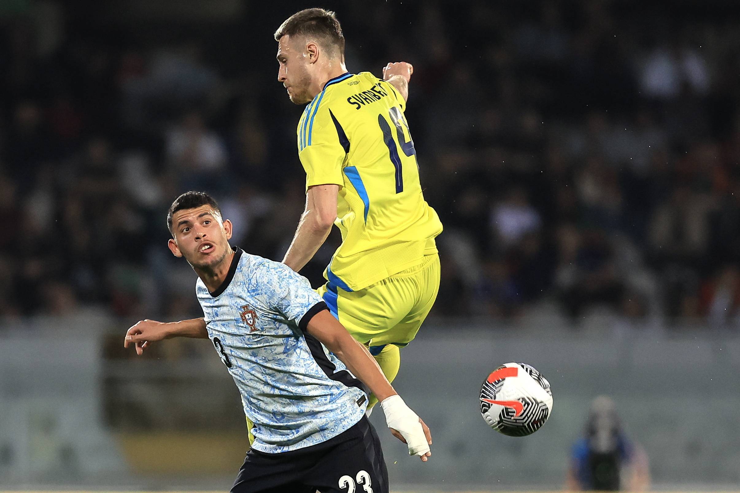 瑞典队在国际赛事中获得一场重要胜利 瑞典队在国际赛事中获得一场重要胜利