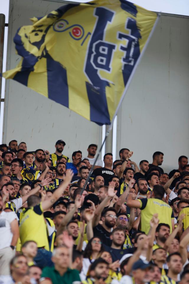 包含里尔主帅大赞队员表现,球队整体形势看好的词条 包含里尔主帅大赞队员表现,球队整体形势看好的词条