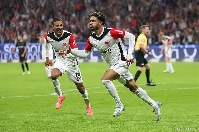 关于法兰克福队士气高涨,迎击对手挑战!的信息 关于法兰克福队士气高涨,迎击对手挑战!的信息