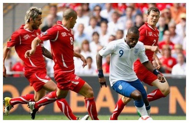 英格兰球队惊险胜利黎巴嫩,顺利晋级八强 英格兰球队惊险胜利黎巴嫩,顺利晋级八强