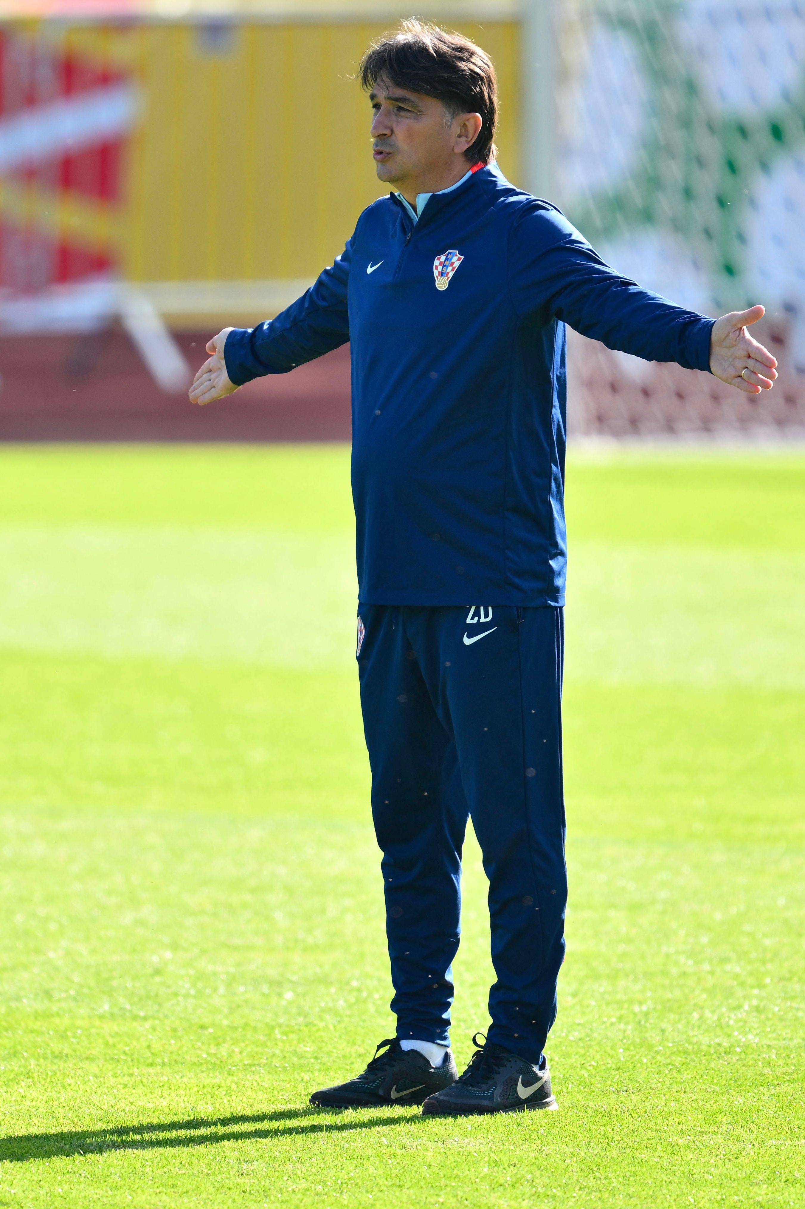 包含葡萄牙力克克罗地亚,晋级欧锦赛半决赛的词条 包含葡萄牙力克克罗地亚,晋级欧锦赛半决赛的词条