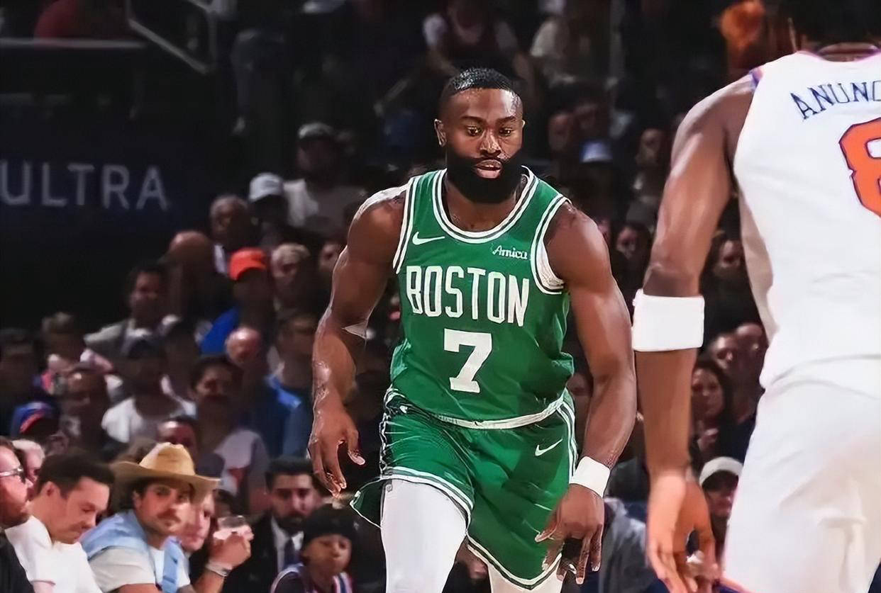 凯尔特人队遭遇西部强队,士气受挫需迅速调整的简单介绍 凯尔特人队遭遇西部强队,士气受挫需迅速调整的简单介绍