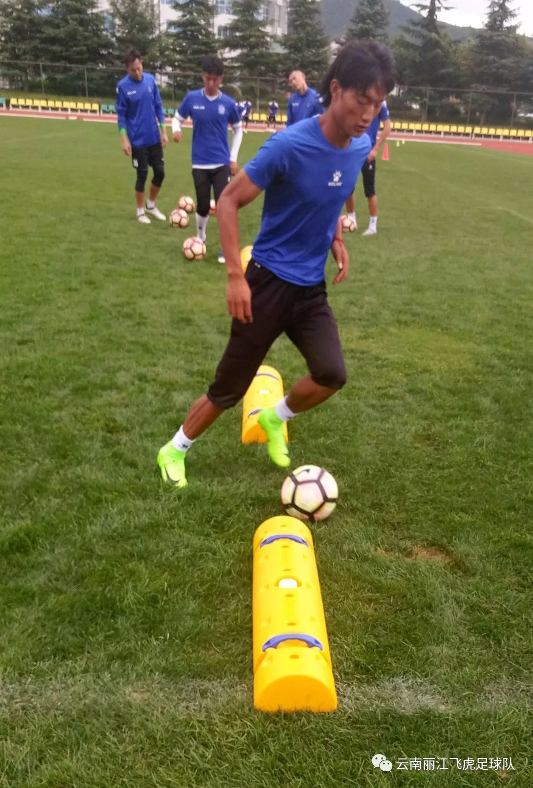 全队奋战,艰难获胜晋级带来惊喜!的简单介绍 全队奋战,艰难获胜晋级带来惊喜!的简单介绍