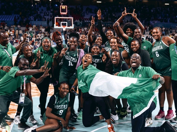 英国队遗憾出局悲失金杯 英国队遗憾出局悲失金杯