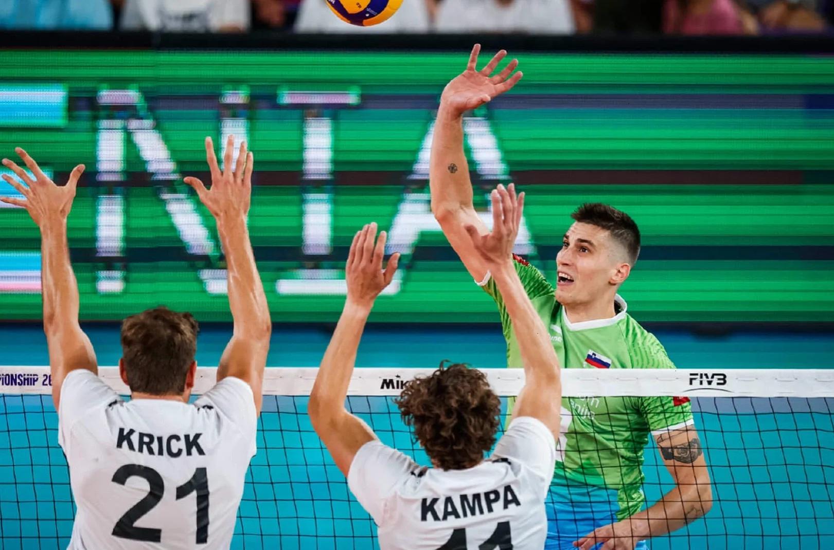 包含澳大利亚惊艳：逆袭巴拿马成功晋级的词条