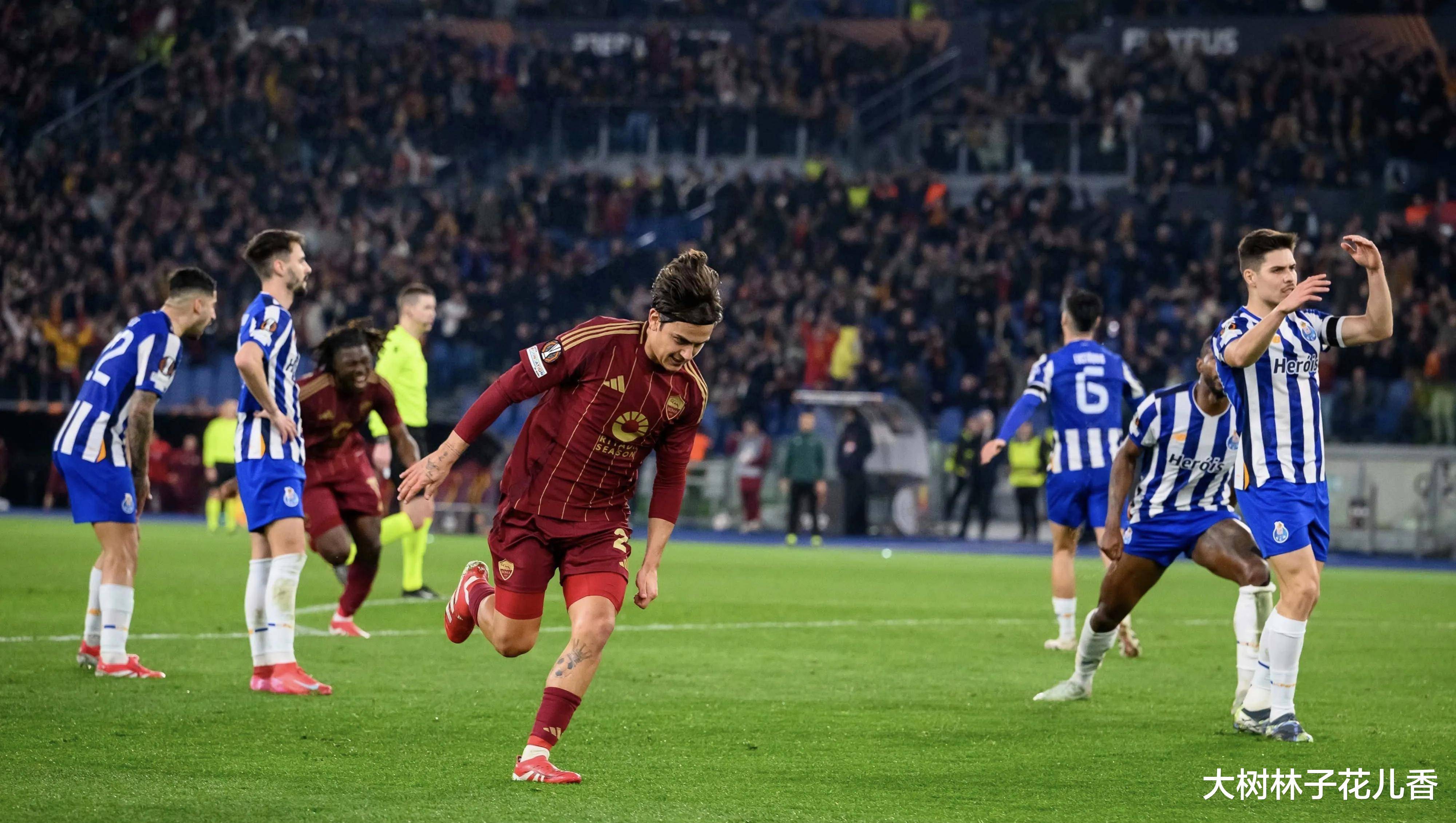 曼联客场逆转波尔图，挺进欧冠四强的简单介绍