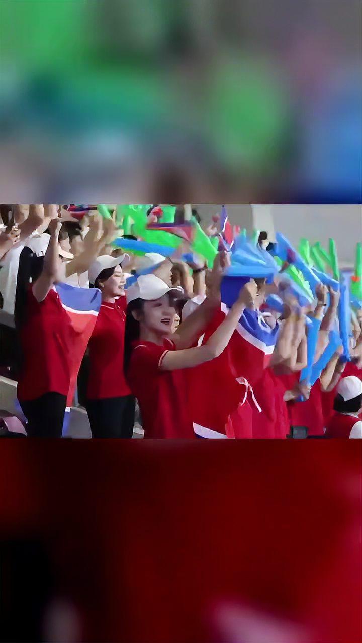 女子足球联赛即将拉开帷幕,吸引众多球迷期待 女子足球联赛即将拉开帷幕,吸引众多球迷期待