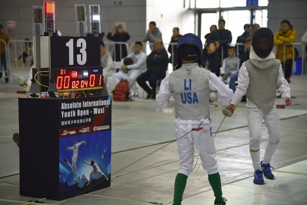 巴西击剑高手剑法娴熟,胜券在握的简单介绍 巴西击剑高手剑法娴熟,胜券在握的简单介绍