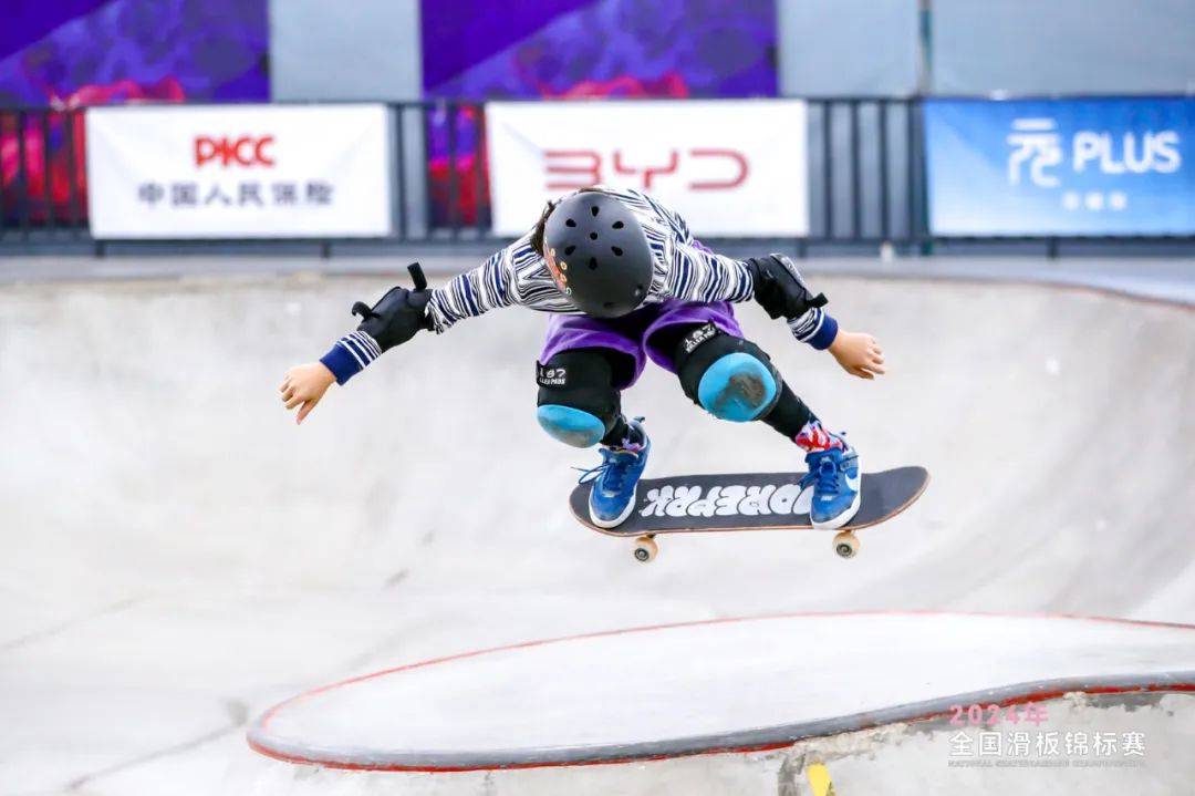 关于滑板项目老将发挥稳定,延续好状态的信息 关于滑板项目老将发挥稳定,延续好状态的信息