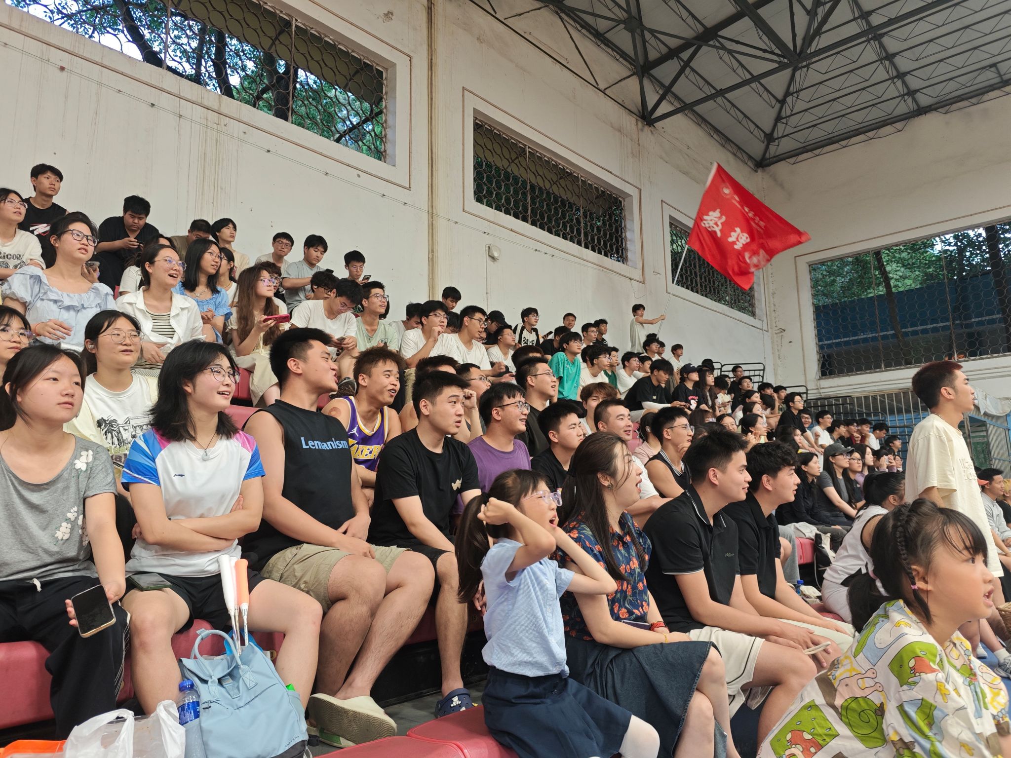 火热对决期待绽放,选手备战决赛 火热对决期待绽放,选手备战决赛