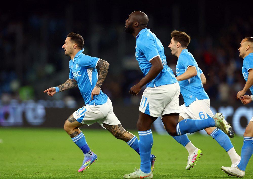 关于那不勒斯客场迎战AC米兰:胜负难料的信息 关于那不勒斯客场迎战AC米兰:胜负难料的信息