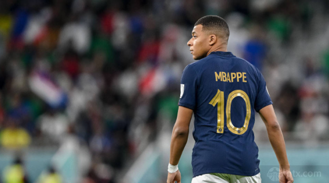 法国队在世界杯中晋级姆巴佩,官方公布名单的简单介绍 法国队在世界杯中晋级姆巴佩,官方公布名单的简单介绍