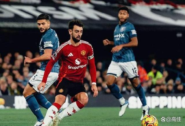 关于争议裁判成焦点,曼联不敌AC米兰的信息 关于争议裁判成焦点,曼联不敌AC米兰的信息