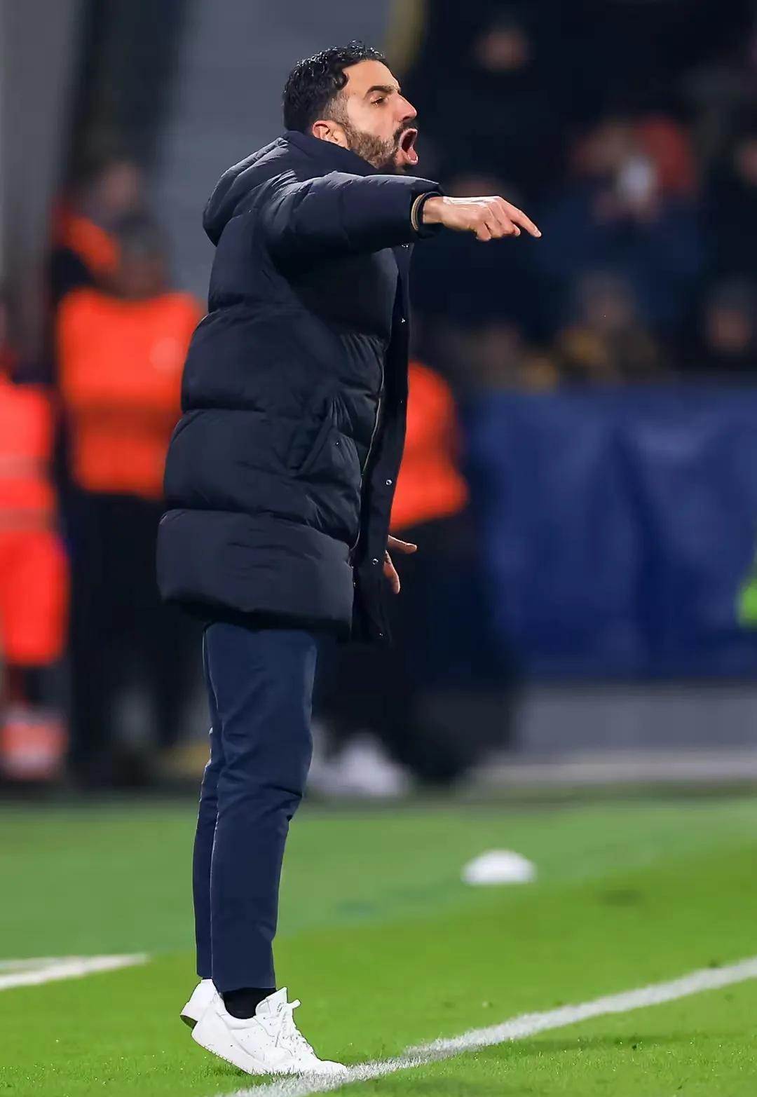 关于曼联斗志不减,继续保持胜利势头的信息 关于曼联斗志不减,继续保持胜利势头的信息