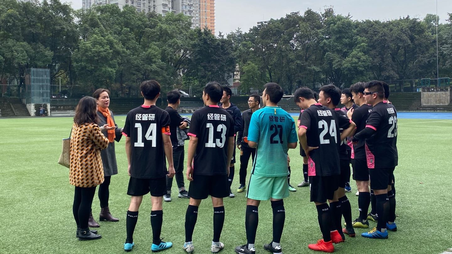 西班牙队客场告捷成功晋级下一轮的简单介绍 西班牙队客场告捷成功晋级下一轮的简单介绍