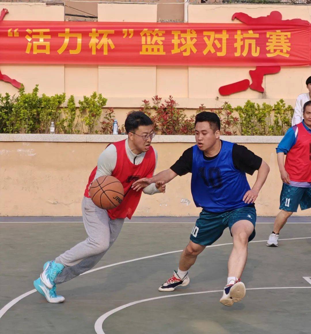 火爆对抗激发激情，球员们积极备战迎接挑战的简单介绍