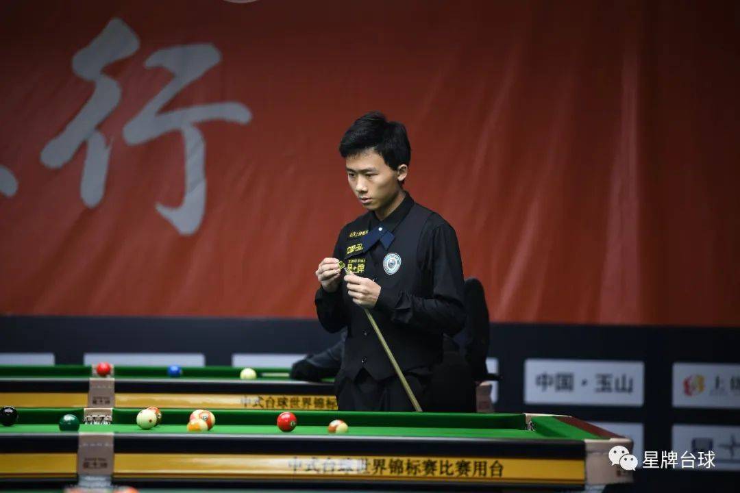 球队战绩连胜，逐渐跻身前列