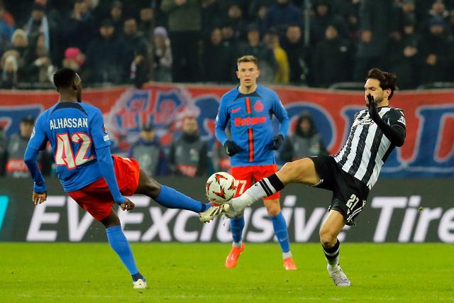 包含罗马尼亚队小组赛失利，欧预赛前景蒙上阴影的词条