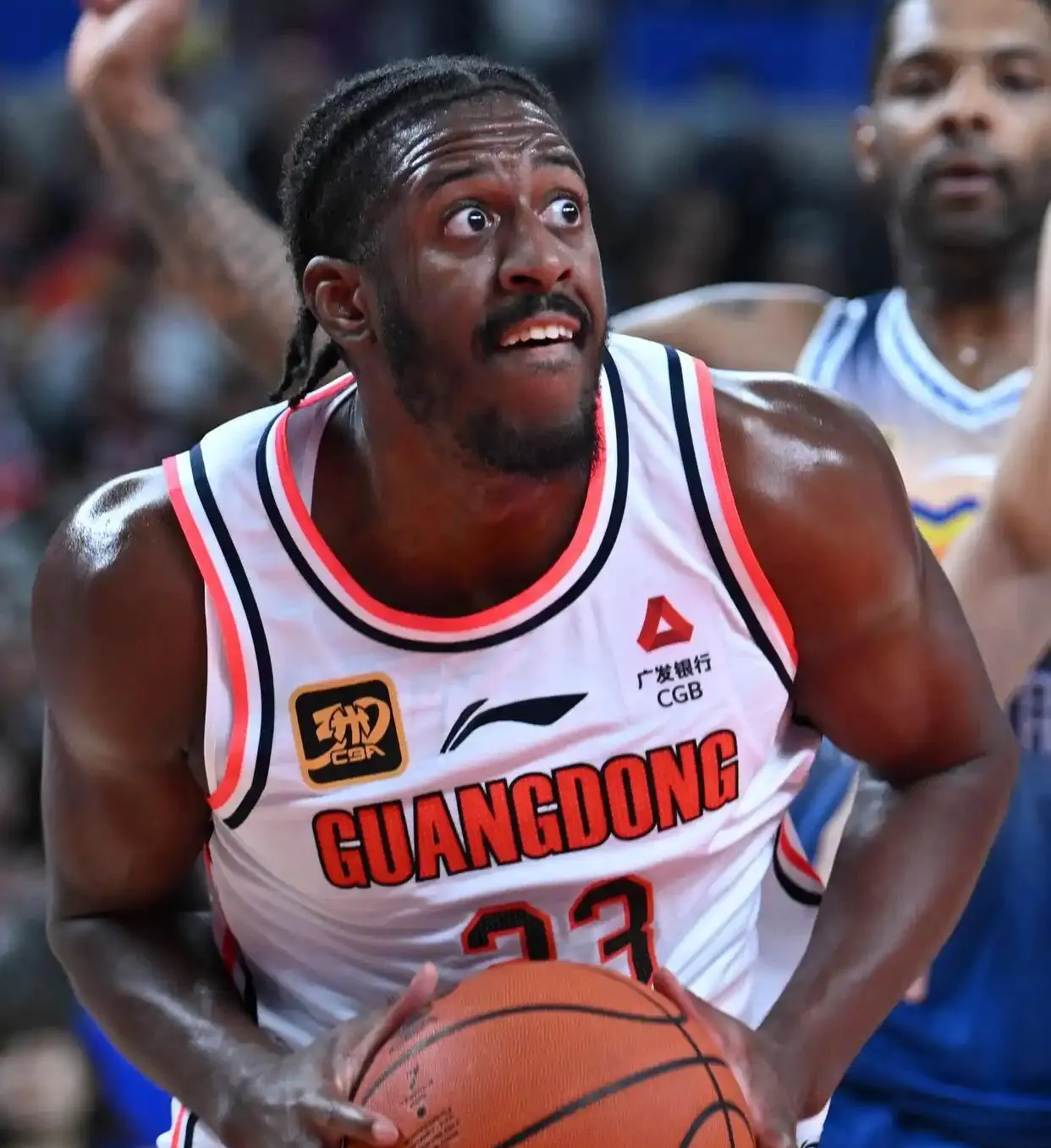 CBA季后赛广东男篮凭借外援稳定发挥夺冠 CBA季后赛广东男篮凭借外援稳定发挥夺冠