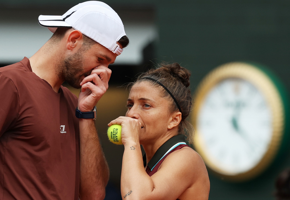 包含法国网球队碾压澳大利亚网球队,瓦林卡送出助攻的词条 包含法国网球队碾压澳大利亚网球队,瓦林卡送出助攻的词条