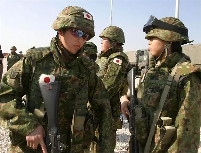 日本羽毛球队鏖战中国羽毛球队,桃田贤斗完成帽子戏法的简单介绍 日本羽毛球队鏖战中国羽毛球队,桃田贤斗完成帽子戏法的简单介绍