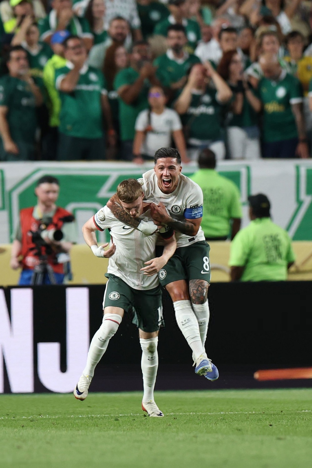 切尔西球员状态火热,精彩表现引发赞誉,将目标定格在欧冠赛场 切尔西球员状态火热,精彩表现引发赞誉,将目标定格在欧冠赛场