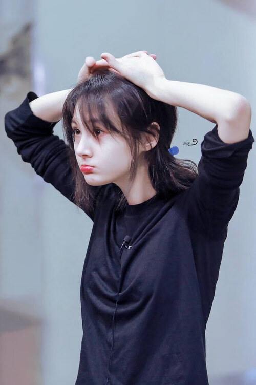 爱德华兹残暴撕裂铁壁防线，黄蜂风暴提前终结山西队最后悬念