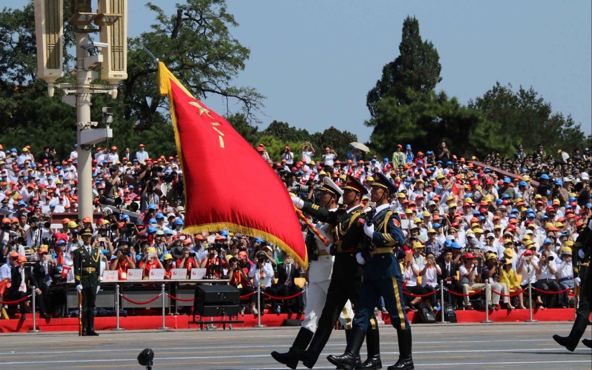 布伦森引领攻防转换风暴,猛龙末节发力击溃爵士