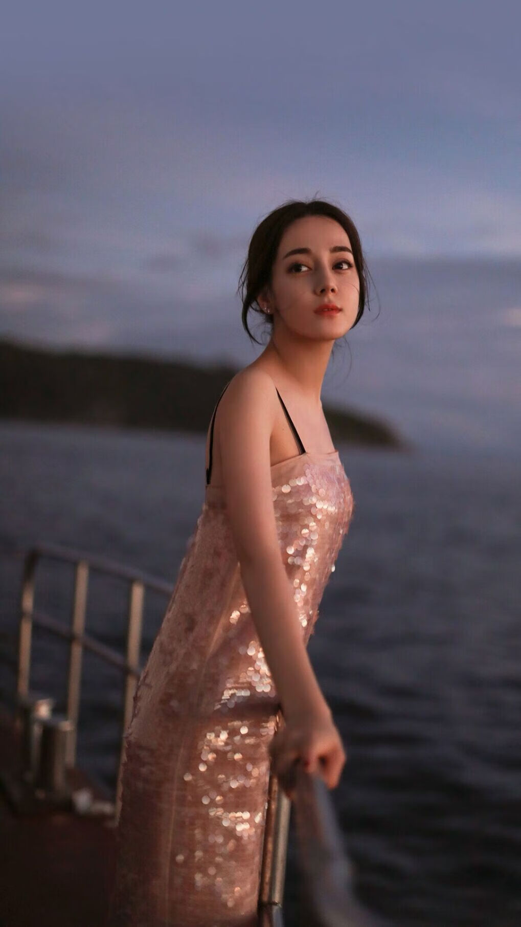 双线风暴,曼城终结连胜神话,森林狼扑灭雄鹿主场不败纪录