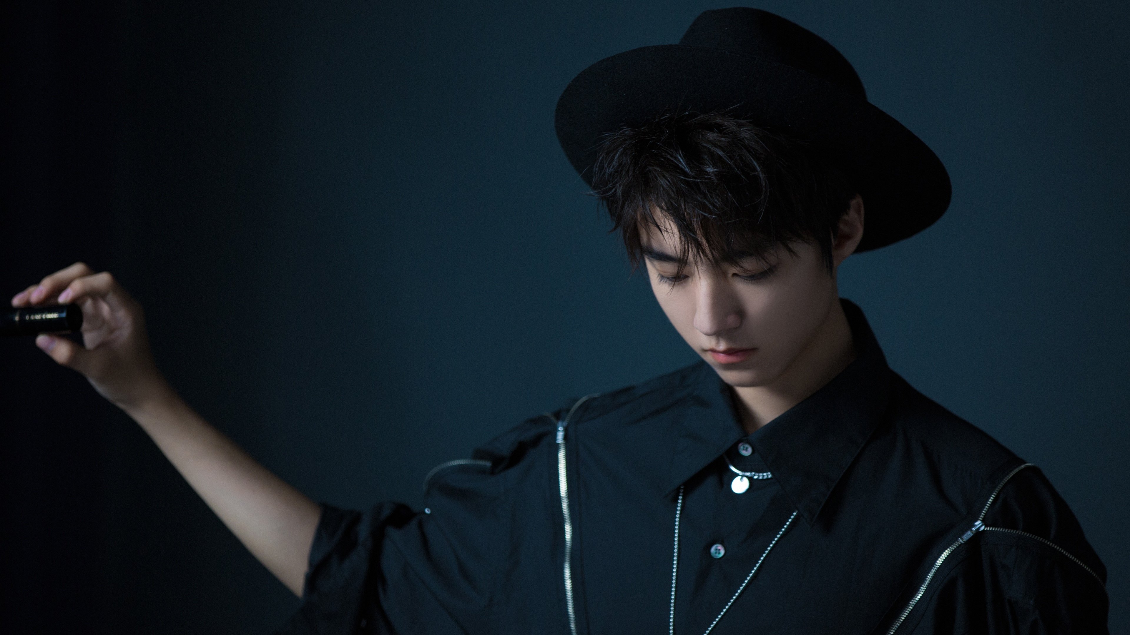 塔图姆超神夜难救主,猛龙0.7秒惊魂绝杀开拓者