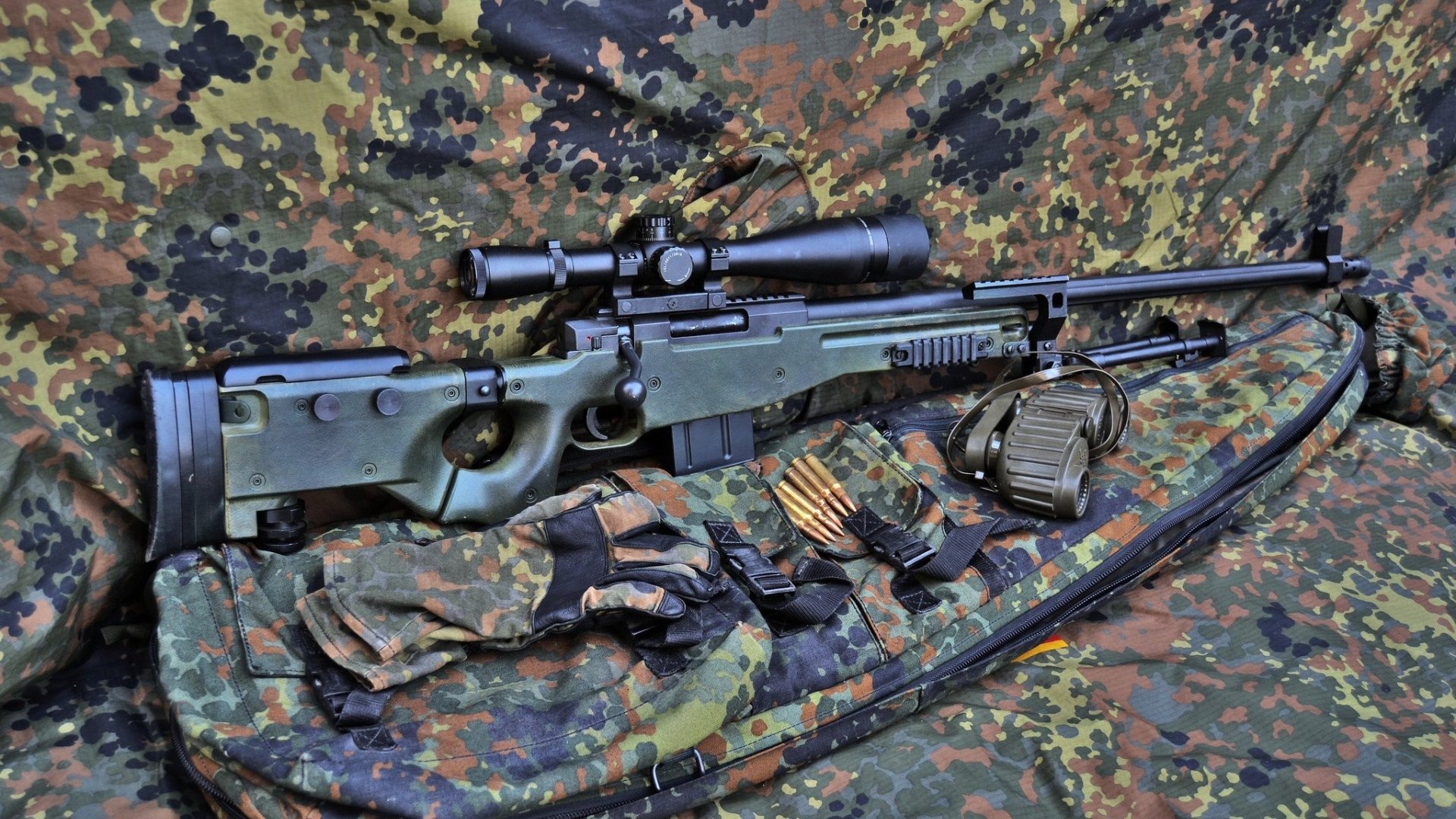 足球向左，赛车向右，当蓝黑军团与贝林厄姆在巅峰交汇