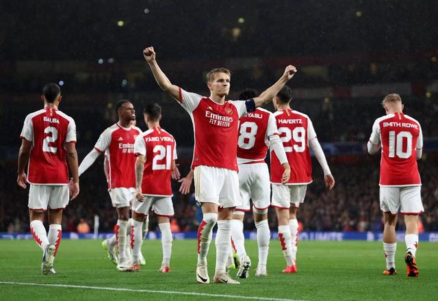 英超争冠焦点战，独行侠速胜北京队